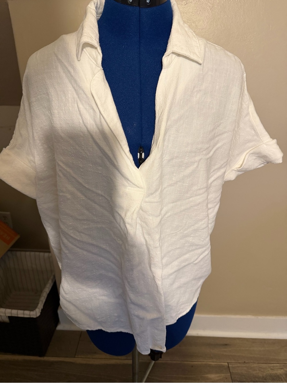 Mod Ref White Short Sleeve Linen-Blend Button Down Top